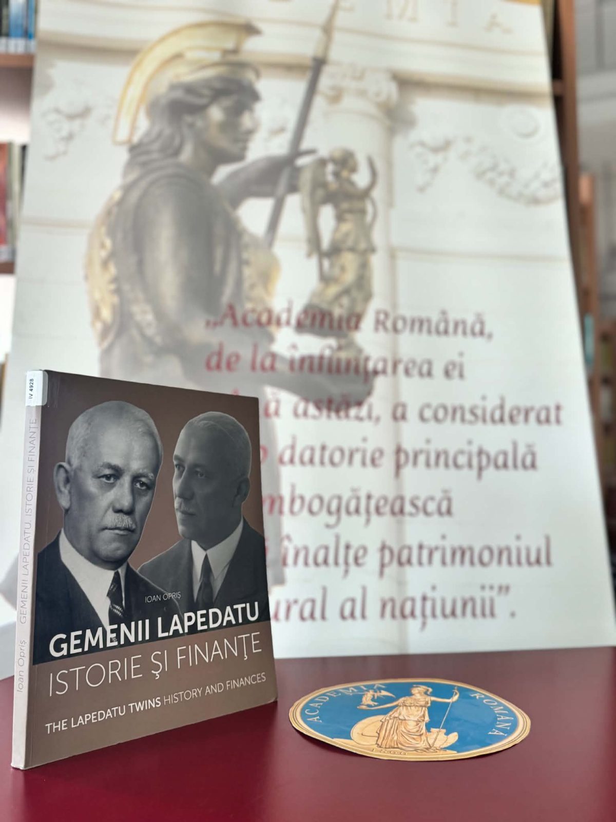 150 de ani de la nașterea gemenilor Lapedatu: Biblioteca Județeană recomandă un volum despre cei doi frați